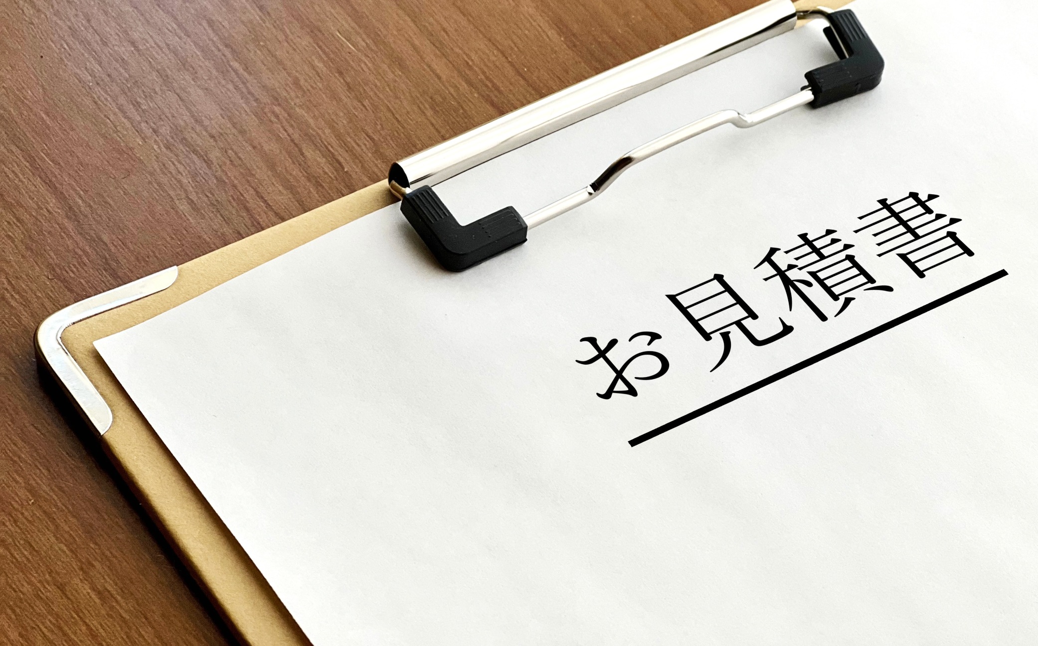 見積もりでグリストラップ清掃を説明 | 大阪の排水管洗浄なら株式会社ヤマサン